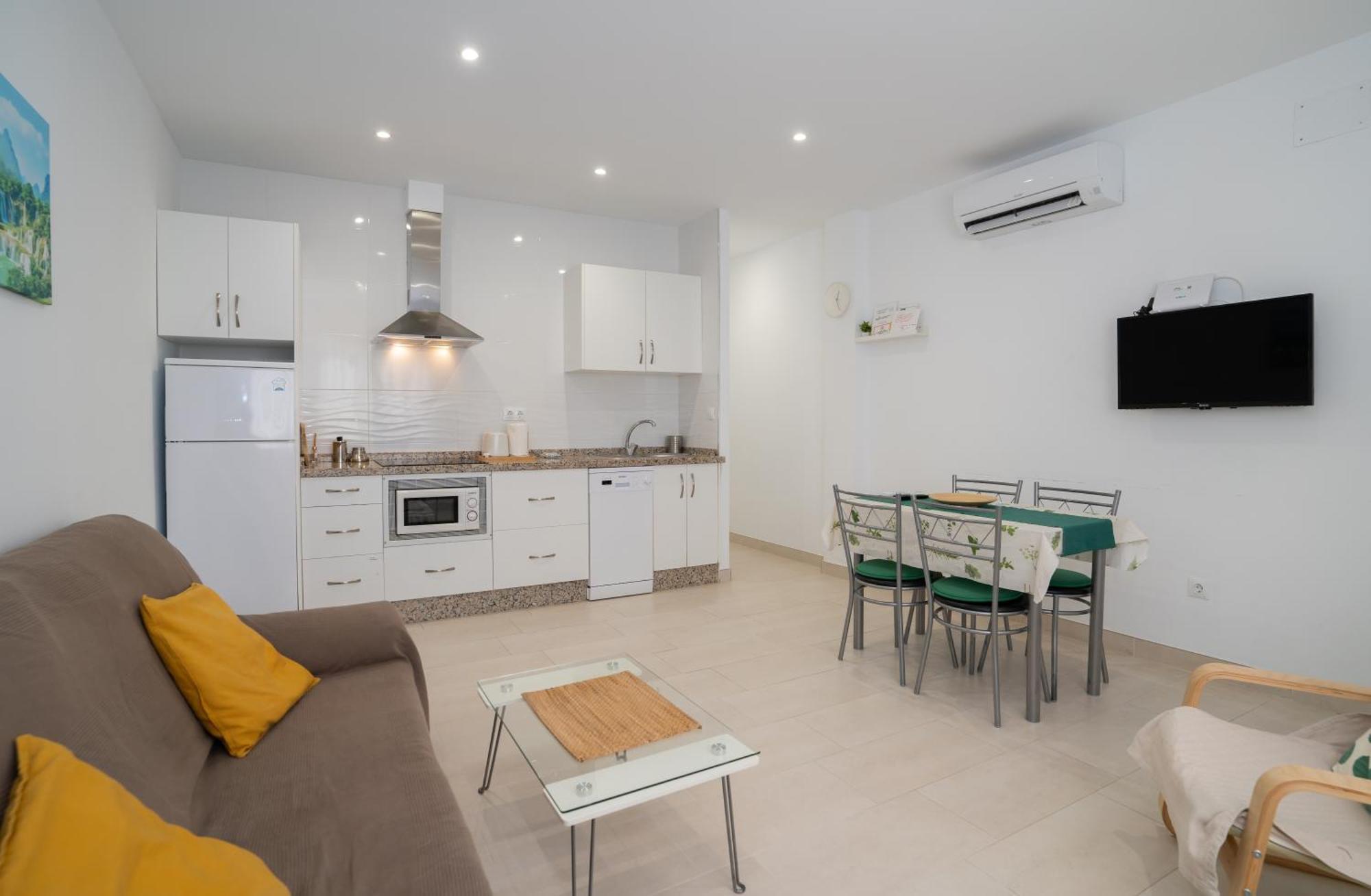 Mrv Apartamento Al Lado De La Playa Con Parking بينالماذينا المظهر الخارجي الصورة
